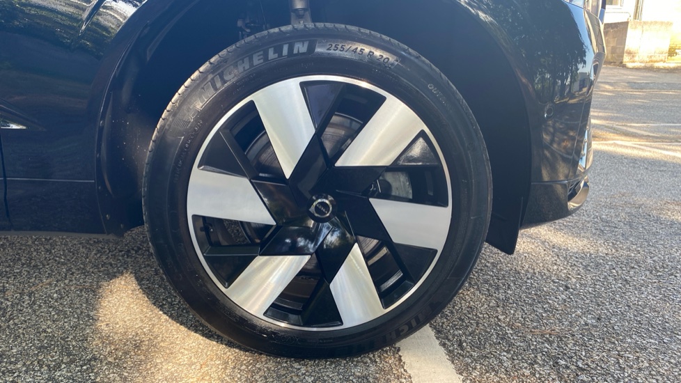 Volvo XC60 2.0 T8 [455] PHEV Ultra Dark 5dr AWD Geartronic Estate - Image 36