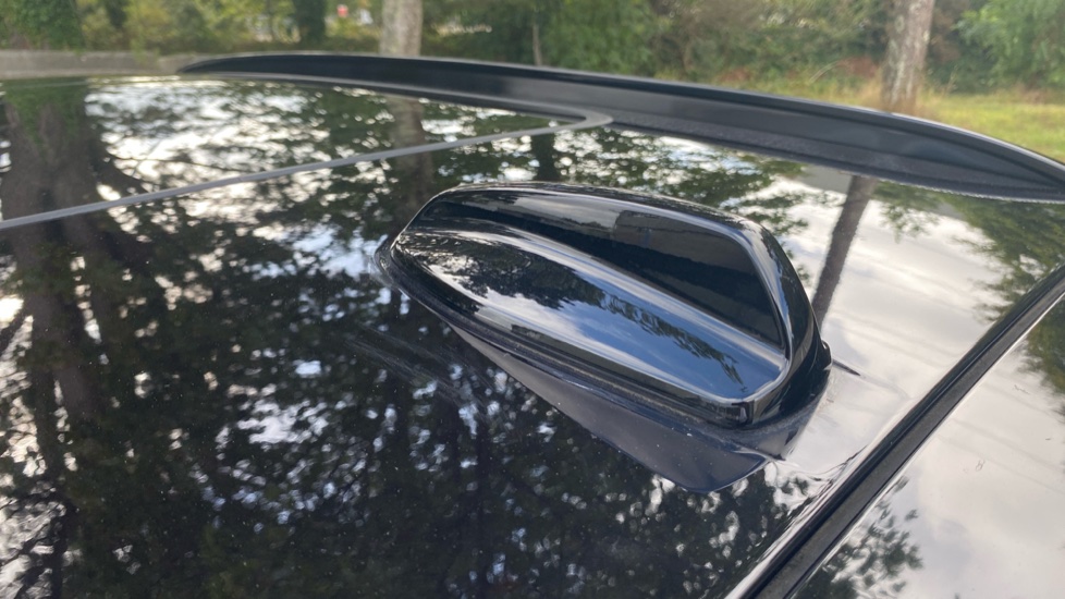Volvo XC40 2.0 B3P Ultra Dark 5dr Auto Petrol Estate - Image 36