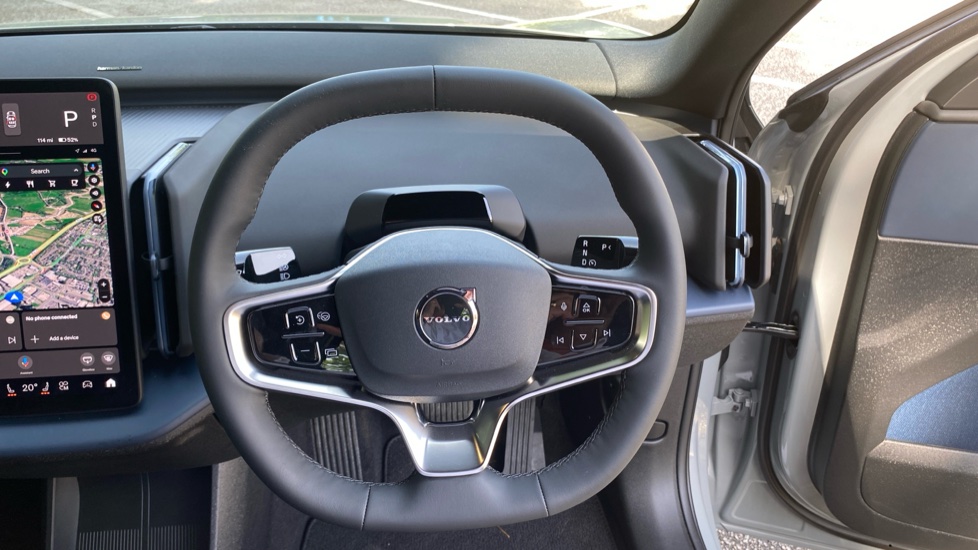 Volvo EX30 315kW Twin Motor Performance Plus 69kWh 5dr Auto Electric Estate - Image 10