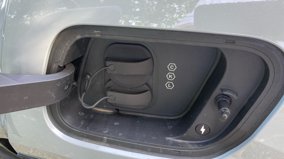 Volvo EX30 315kW Twin Motor Performance Plus 69kWh 5dr Auto Electric Estate - Image 16