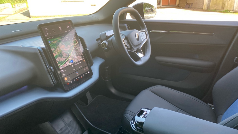 Volvo EX30 315kW Twin Motor Performance Plus 69kWh 5dr Auto Electric Estate - Image 36