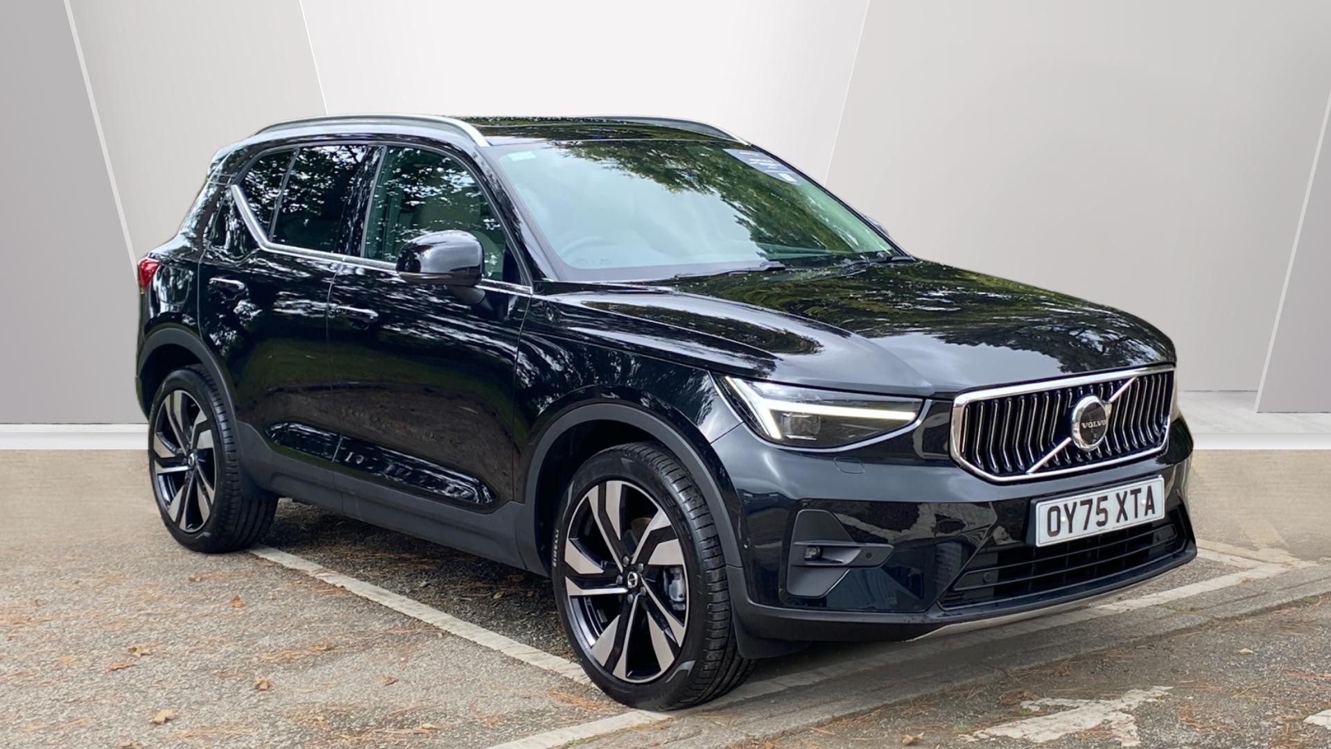 Volvo XC40 listing photo