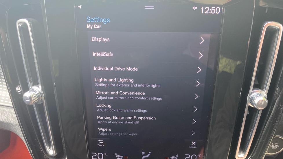 Volvo XC40 2.0 B4P R DESIGN Pro 5dr Auto Petrol Estate - Image 38