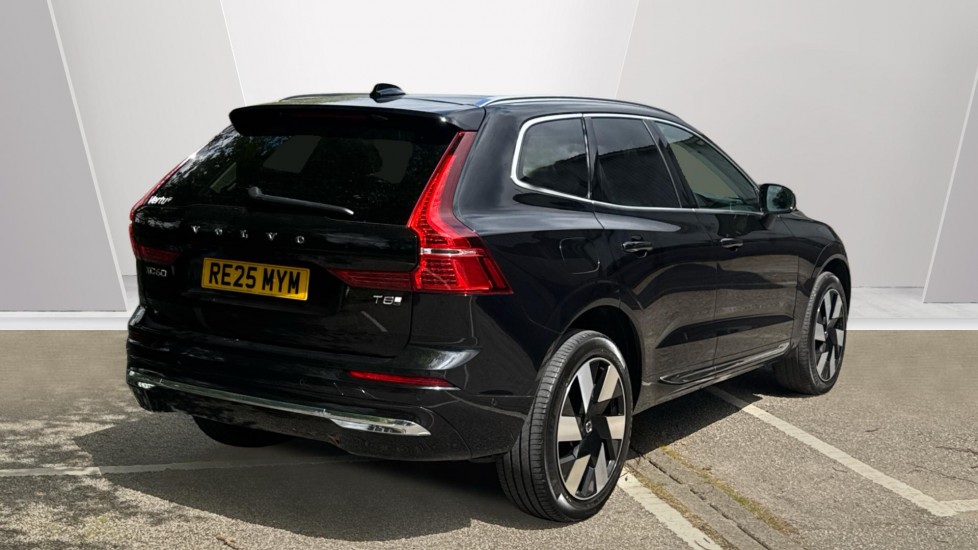 Volvo XC60 2.0 T8 [455] PHEV Ultra Dark 5dr AWD Geartronic Estate - Image 2