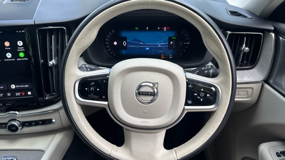 Volvo XC60 2.0 T8 [455] PHEV Ultra Dark 5dr AWD Geartronic Estate - Image 10