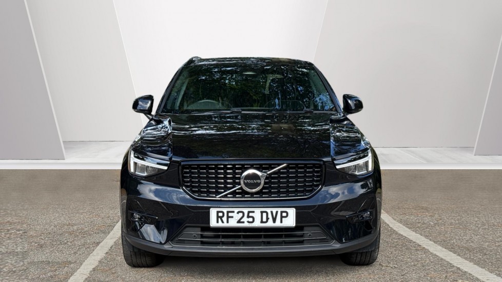 Volvo XC40 2.0 B3P Plus Dark 5dr Auto Petrol Estate - Image 8