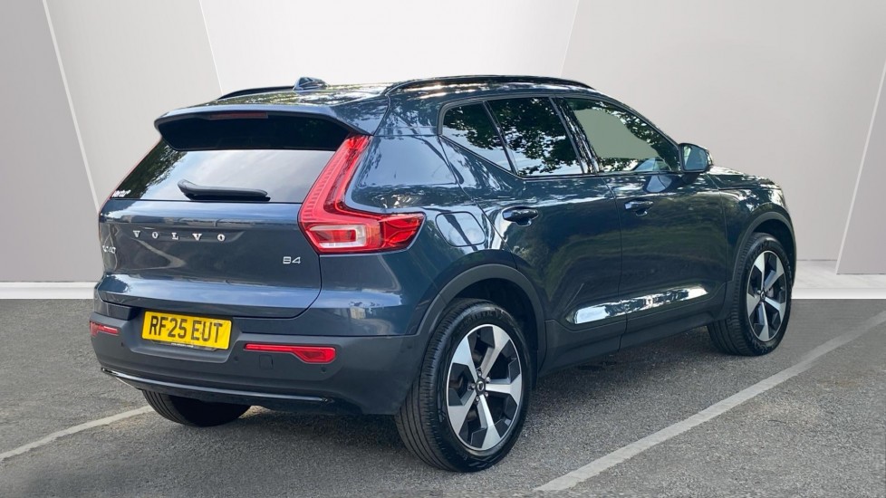 Volvo XC40 2.0 B4P Plus Dark 5dr Auto Petrol Estate - Image 2