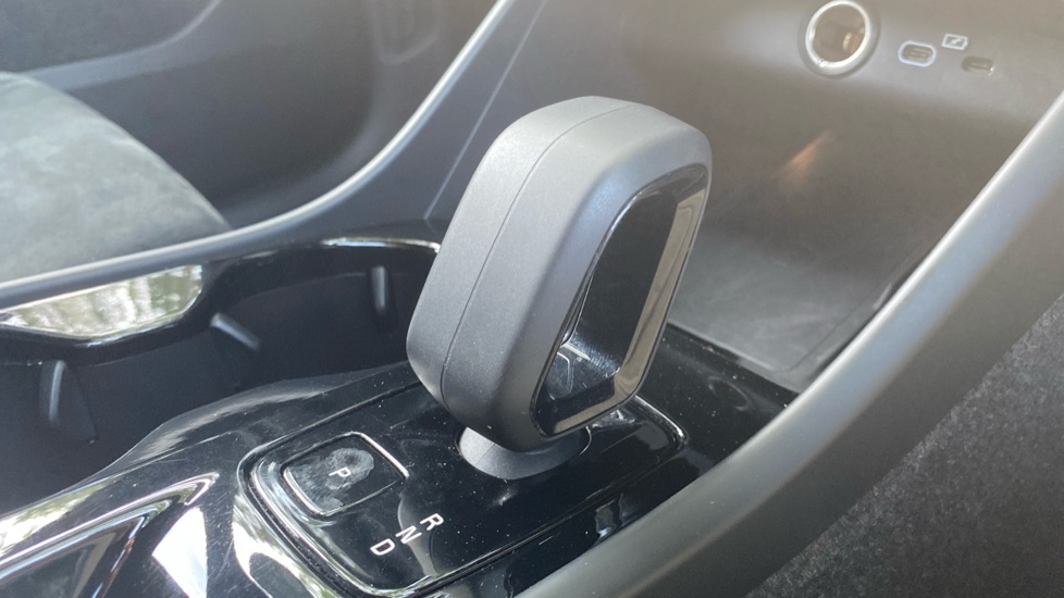 Volvo XC40 2.0 B4P Plus Dark 5dr Auto Petrol Estate - Image 25