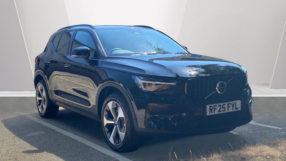 Volvo XC40 2.0 B4P Plus Dark 5dr Auto Petrol Estate - Image 1