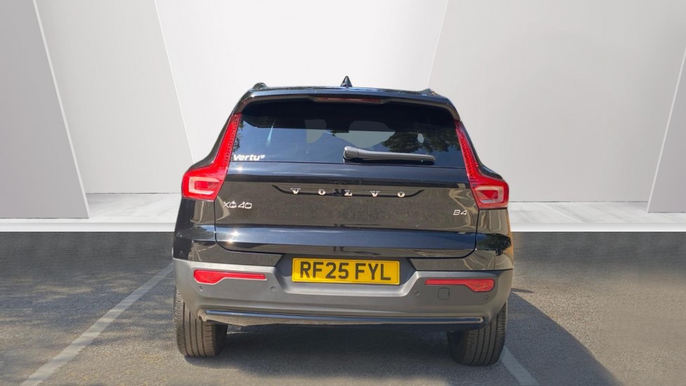 Volvo XC40 2.0 B4P Plus Dark 5dr Auto Petrol Estate - Image 7