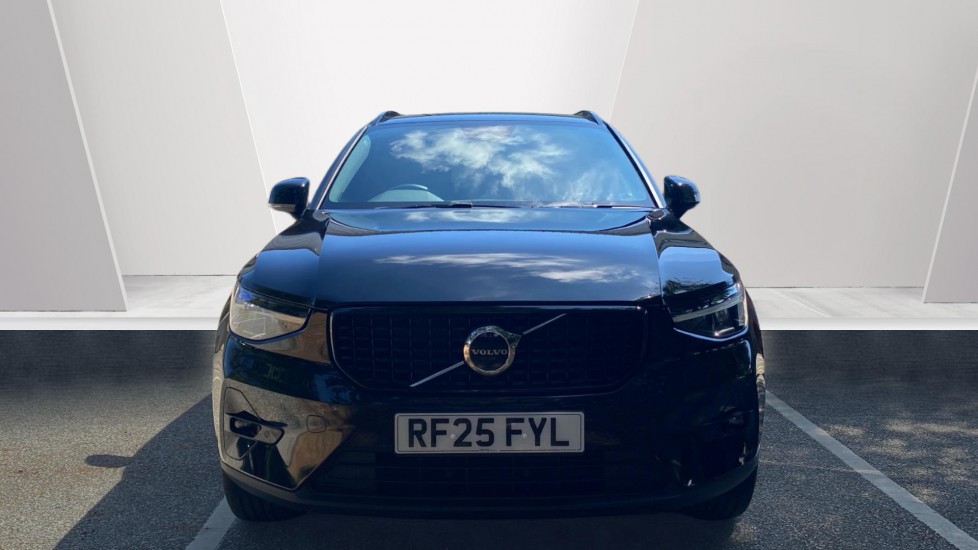 Volvo XC40 2.0 B4P Plus Dark 5dr Auto Petrol Estate - Image 8