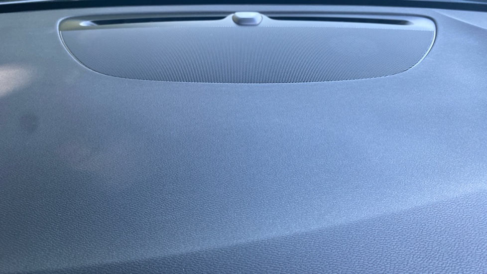 Volvo V60 2.0 B4P Plus Dark 5dr Auto [7 speed] Petrol Estate - Image 24