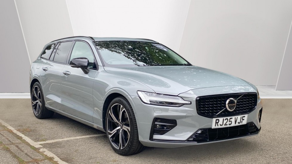 Volvo V60 2.0 B4P Ultra Dark 5dr Auto Petrol Estate - Image 1