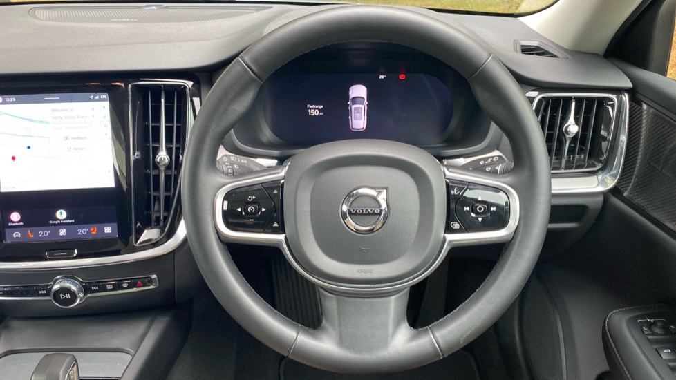 Volvo V60 2.0 B4P Ultra Dark 5dr Auto Petrol Estate - Image 10