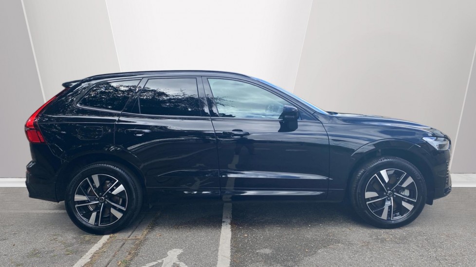 Volvo XC60 2.0 T6 [350] PHEV Plus Dark 5dr AWD Geartronic Estate - Image 3