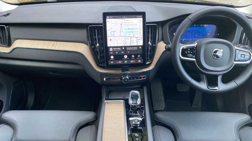 Volvo XC60 2.0 T6 [350] PHEV Plus Dark 5dr AWD Geartronic Estate - Image 5