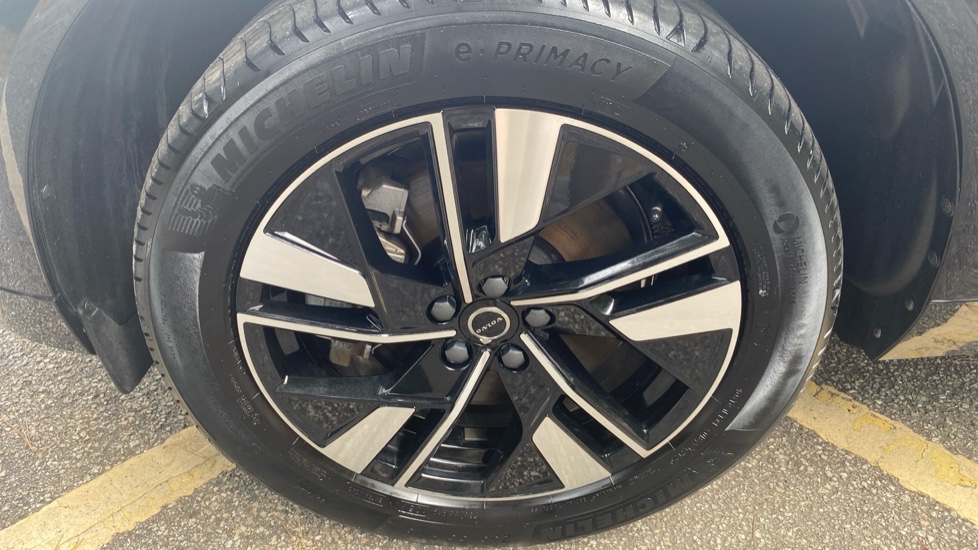 Volvo XC60 2.0 T6 [350] PHEV Plus Dark 5dr AWD Geartronic Estate - Image 39
