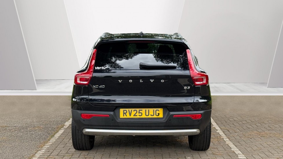 Volvo XC40 2.0 B3P Ultra Dark 5dr Auto Petrol Estate - Image 7