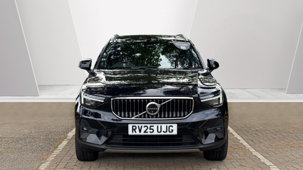 Volvo XC40 2.0 B3P Ultra Dark 5dr Auto Petrol Estate - Image 8