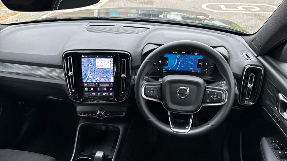 Volvo XC40 2.0 B3P Ultra Dark 5dr Auto Petrol Estate - Image 50