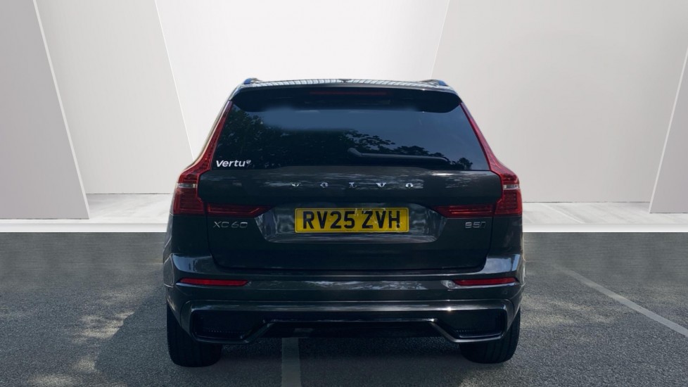 Volvo XC60 2.0 B5P Plus Dark 5dr AWD Geartronic Petrol Estate - Image 7