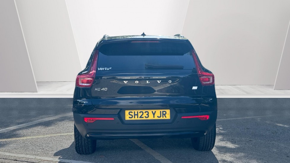 Volvo XC40 1.5 T5 Recharge PHEV Ultimate Dark 5dr Auto Estate - Image 7
