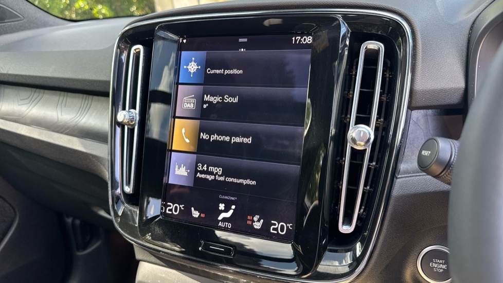 Volvo XC40 1.5 T5 Recharge PHEV Ultimate Dark 5dr Auto Estate - Image 12
