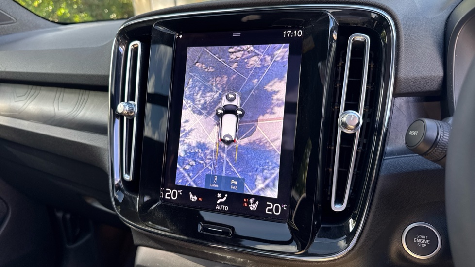 Volvo XC40 1.5 T5 Recharge PHEV Ultimate Dark 5dr Auto Estate - Image 19