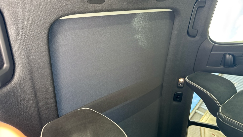 Volvo XC40 1.5 T5 Recharge PHEV Ultimate Dark 5dr Auto Estate - Image 46