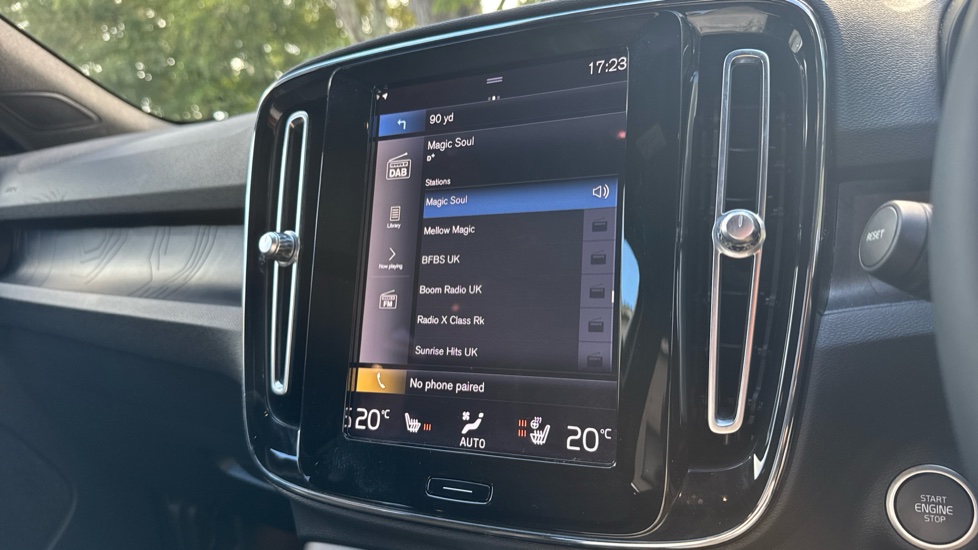Volvo XC40 1.5 T5 Recharge PHEV Ultimate Dark 5dr Auto Estate - Image 49