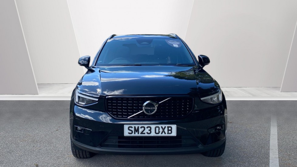 Volvo XC40 2.0 B3P Plus Dark 5dr Auto Petrol Estate - Image 8