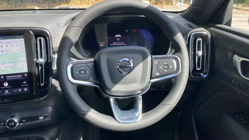 Volvo XC40 2.0 B3P Plus Dark 5dr Auto Petrol Estate - Image 10