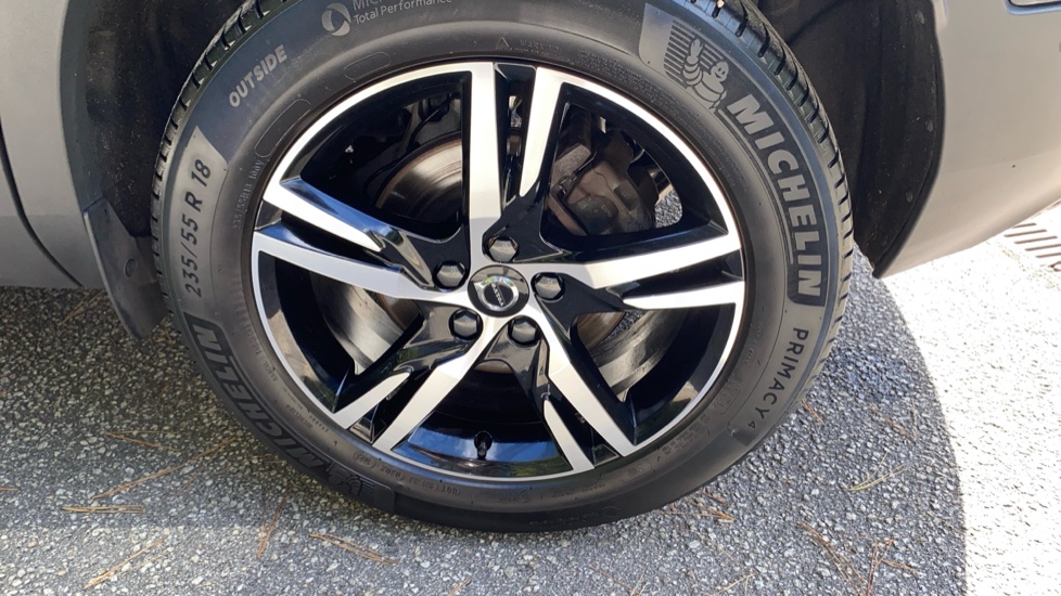 Volvo XC40 2.0 B3P Plus Dark 5dr Auto Petrol Estate - Image 38