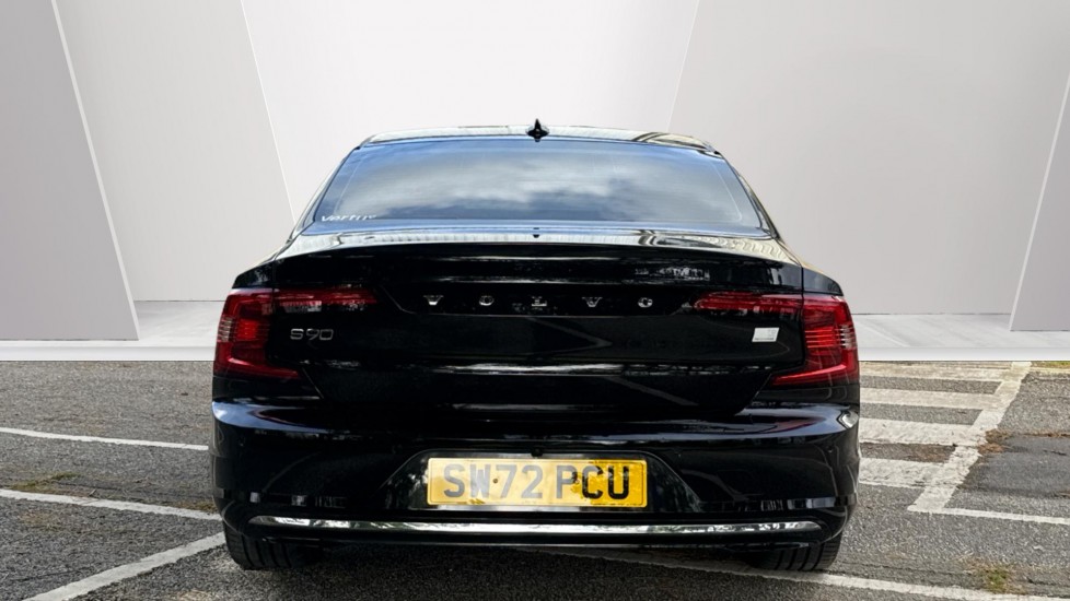 Volvo S90 2.0 T8 Recharge PHEV Inscription 4dr AWD Auto Saloon - Image 7