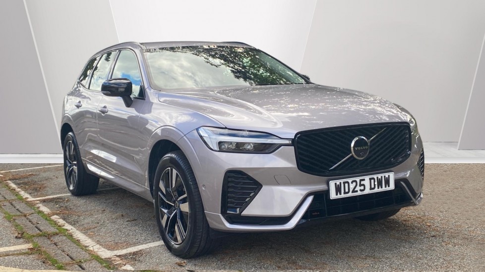 Volvo XC60 2.0 B5P Plus Dark 5dr AWD Geartronic Petrol Estate - Image 1