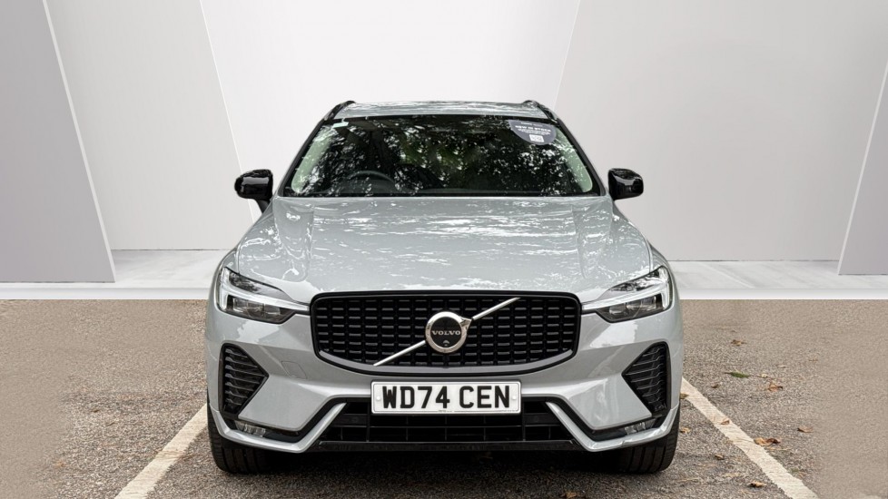 Volvo XC60 2.0 B5P Plus Dark 5dr AWD Geartronic Petrol Estate - Image 8