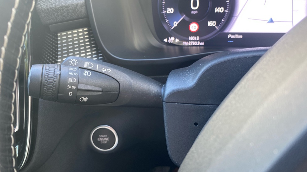 Volvo XC40 2.0 T5 First Edition 5dr AWD Geartronic Petrol Estate - Image 20