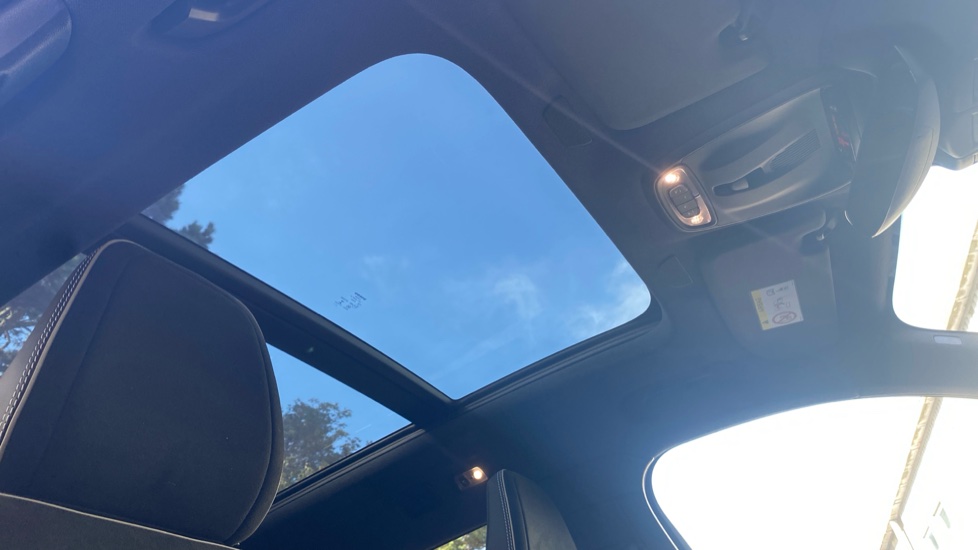 Volvo XC40 2.0 T5 First Edition 5dr AWD Geartronic Petrol Estate - Image 31
