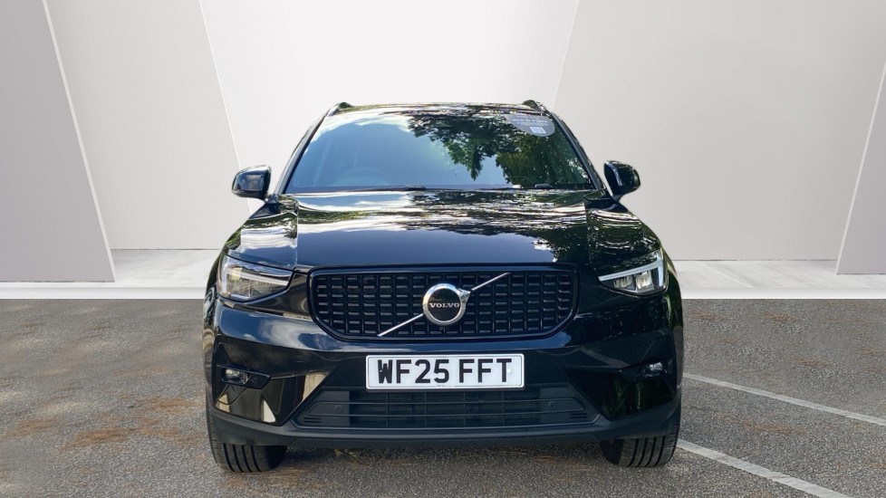 Volvo XC40 2.0 B3P Plus Dark 5dr Auto Petrol Estate - Image 8