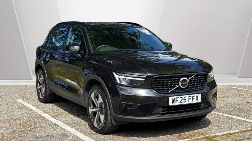 Volvo XC40 2.0 B3P Plus Dark 5dr Auto Petrol Estate - Image 1