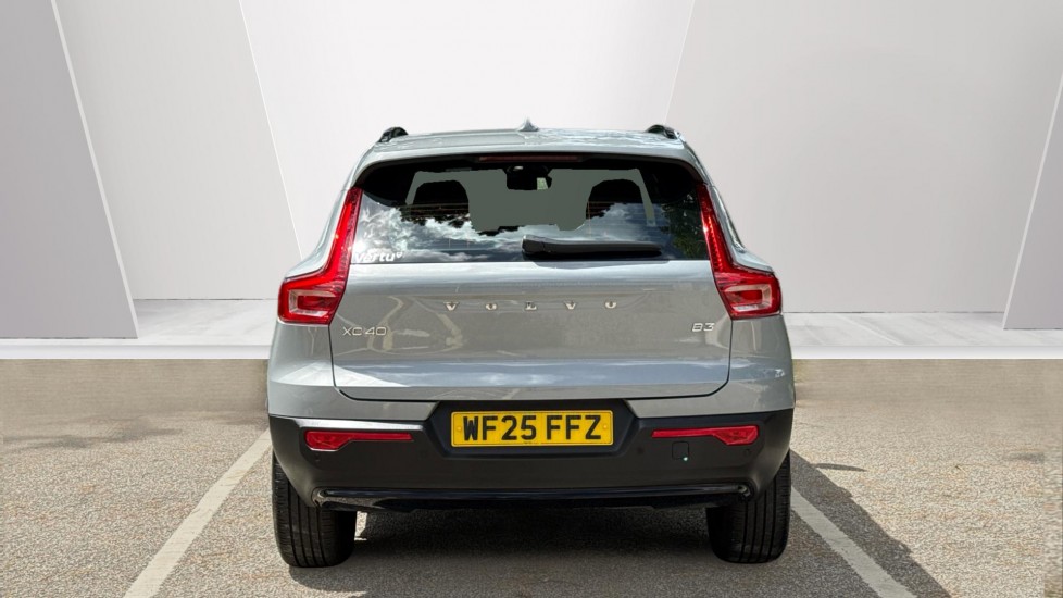 Volvo XC40 2.0 B3P Plus Dark 5dr Auto Petrol Estate - Image 7
