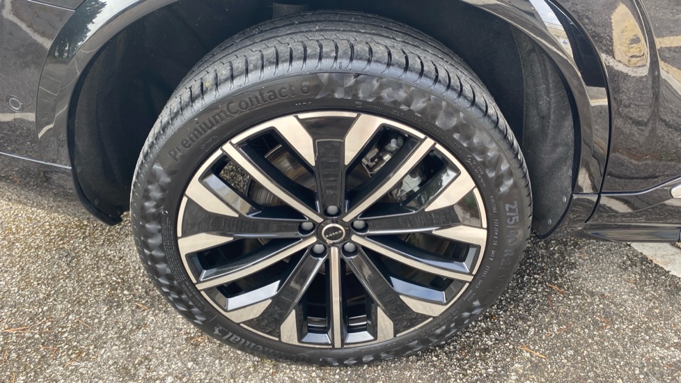 Volvo XC90 2.0 T8 PHEV Ultra Dark 5dr AWD Geartronic Estate - Image 39