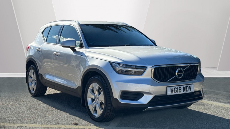 Volvo XC40 2.0 D3 Momentum 5dr Geartronic Diesel Estate - Image 1