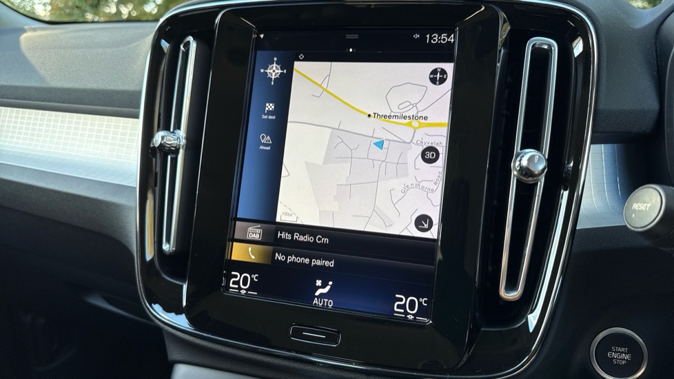 Volvo XC40 2.0 D3 Momentum 5dr Geartronic Diesel Estate - Image 18