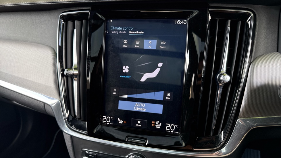 Volvo V90 2.0 D5 PowerPulse R DESIGN Pro 5dr AWD Geartronic Diesel Estate - Image 45