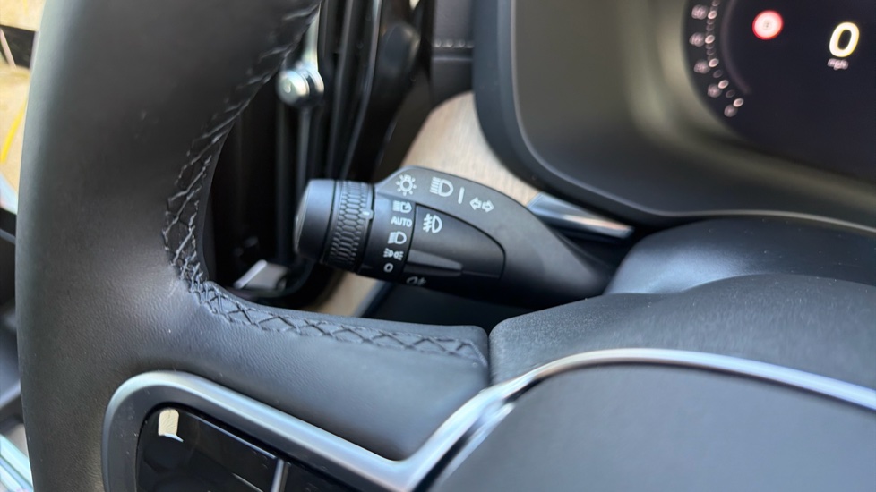 Volvo XC60 2.0 T8 [455] PHEV Ultra Dark 5dr AWD Geartronic Estate - Image 20