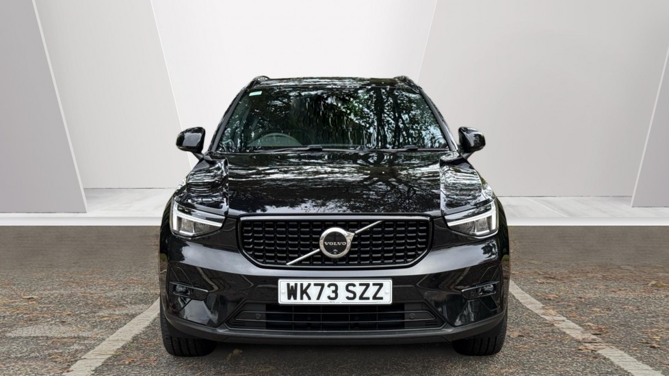 Volvo XC40 2.0 B3P Plus Dark 5dr Auto Petrol Estate - Image 8