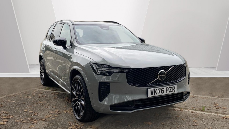 Volvo XC90 2.0 B5P Ultra Dark 5dr AWD Geartronic Petrol Estate - Image 1