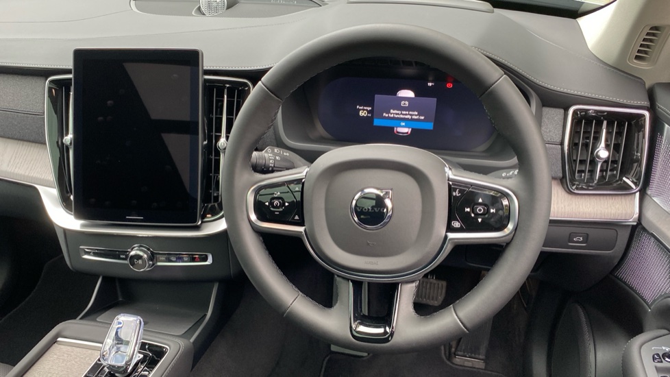 Volvo XC90 2.0 B5P Ultra Dark 5dr AWD Geartronic Petrol Estate - Image 10