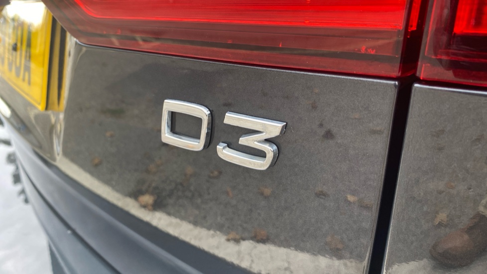 Volvo V60 2.0 D3 Momentum Pro 5dr Auto Diesel Estate - Image 48